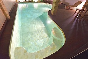 Villa Cantika Resort