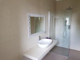 Venus Suites