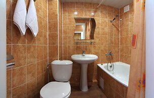 AMAKS Tourist hotel