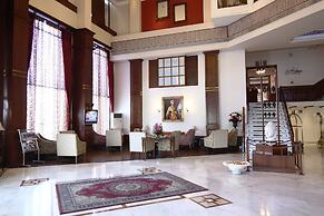 Hotel President