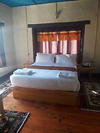 Kuenley Home stay
