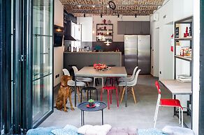 Good People Design Hostel