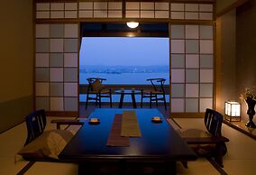 Naniwa Issui