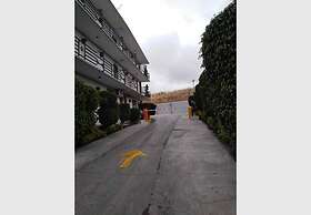 Hotel El Descanso Inn