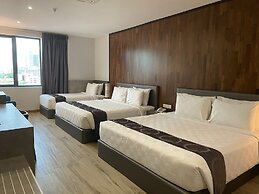 Frame Hotel