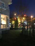 Palace Kirkpinar