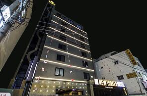New Yorker Hotel
