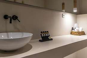 Arco Solium Suites
