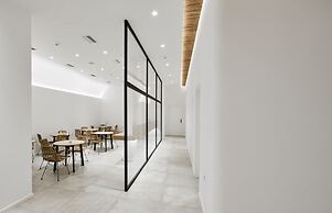 Arco Solium Suites