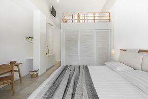 Arco Solium Suites