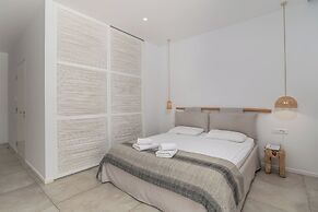 Arco Solium Suites