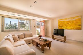 Melithea Seaview Villa