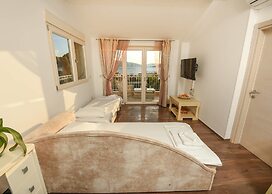 Sea Point I