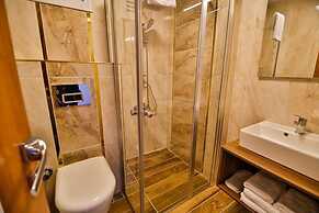 Diamond Liman Hotel