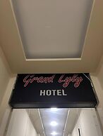 Grand Lyly Hotel