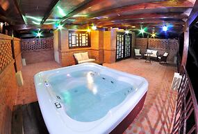 Alta Gracia Parque Hotel