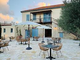 Polis 1907 by Louis Hotels