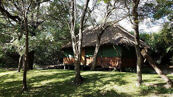 Kavumbu Camp