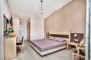 Iris Hotel