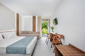 Iris Hotel