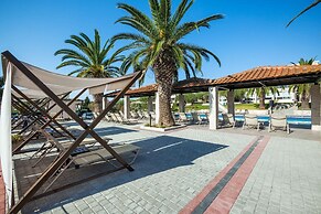 Iris Hotel