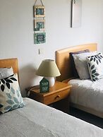 Cosy T1 at Vale Centianes Beach