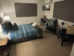 Flatbush Holiday Accommodation