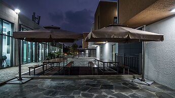 Jeju 29 Pool Villa