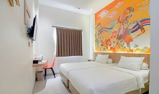 Front One Hotel Nganjuk