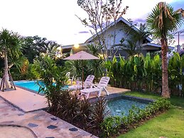 Loftpical Resort