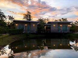Loftpical Resort