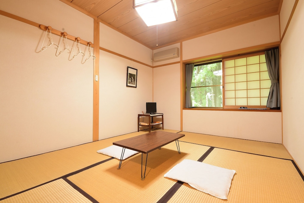 Kongo Sanmaiin