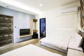 Amethyst Bay 2