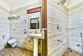 FabHotel Aman Residency