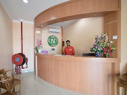 OYO 892 Hotel Grand Nadia