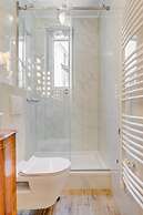 Le Monde Luxury Accommodation