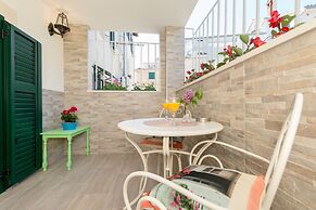 Le Monde Luxury Accommodation