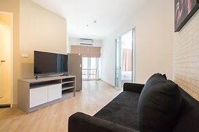 The Lux Ladprao 10