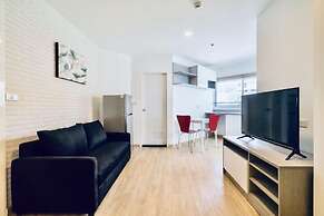 The Lux Ladprao 10