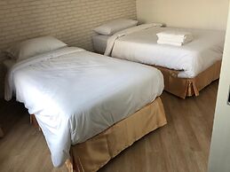 The Lux Ladprao 10