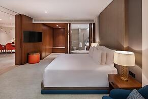 JA Lake View Hotel, Dubai