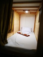 8th Street Hostel