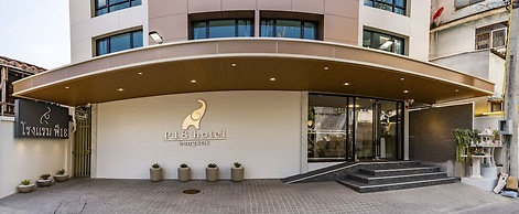 P18 Hotel