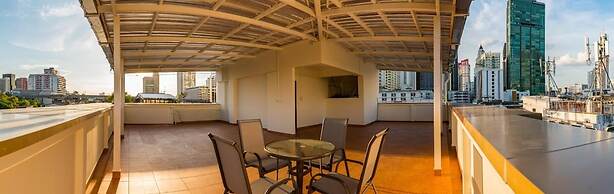 P18 Hotel