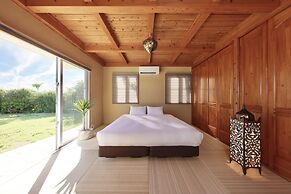 Crystal Villa Imgya