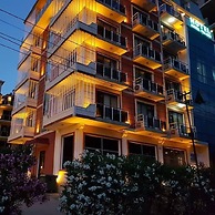 Royal Palace Hotel