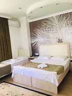 Royal Palace Hotel