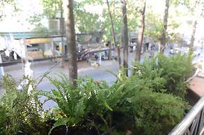 Hy House - Hostel