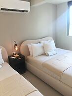 Aura House Isla Verde
