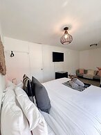 Aura House Isla Verde